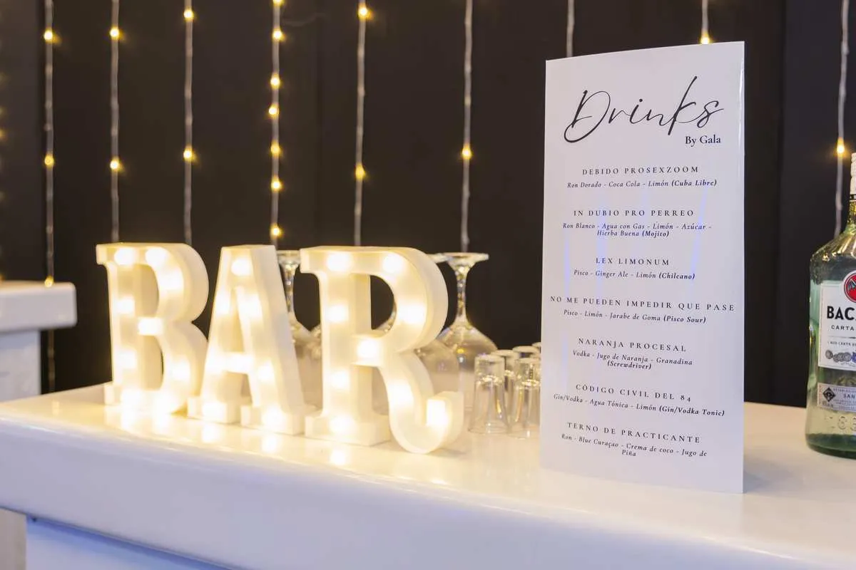 Cocktail y brindis en evento corporativo Cinco Olivos Lima